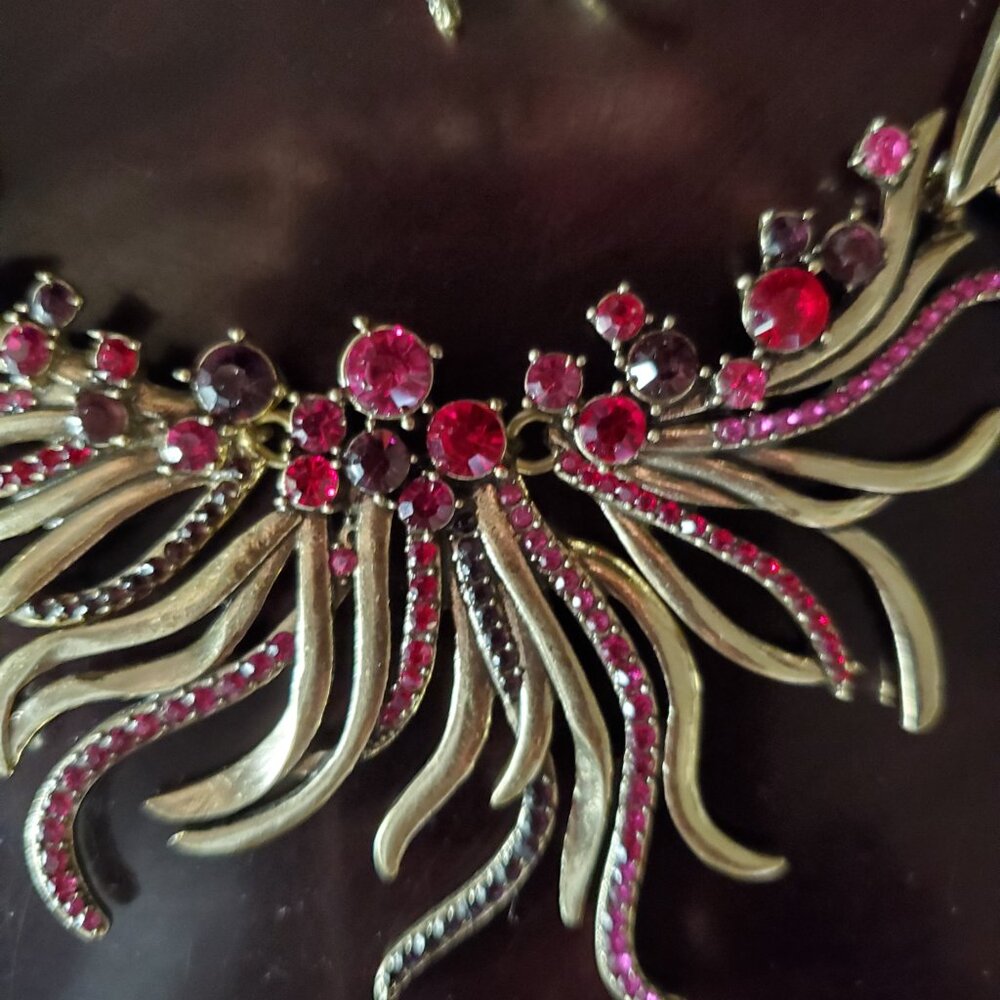 Oscar De La Renta fuchsia-pink and red crystals Phoenix Necklace & Earrings Set